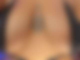 Live cam show with AlaiaSweet - Big Tits MILF on Dolls Live