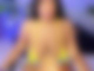 AlaiaSweet's Live Sex Cam Show
