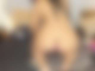 AlaiaSweet's Live Sex Cam Show