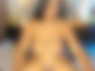AlaiaSweet's Live Sex Cam Show