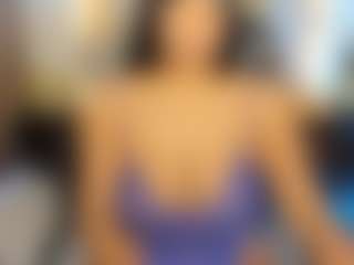 AlaiaSweet's Live Sex Cam Show