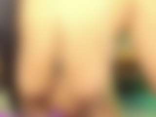 AlaiaSweet's Live Sex Cam Show