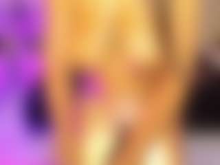 AlaiaSweet's Live Sex Cam Show