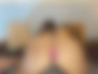 Live cam show with AlaiaSweet - BBW Middle Aged on CamSextacy