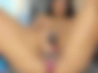 AlaiaSweet's Live Sex Cam Show