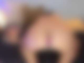 AlaiaSweet's Live Sex Cam Show