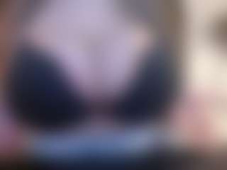 Real Diamond Doll's Live Sex Cam Show