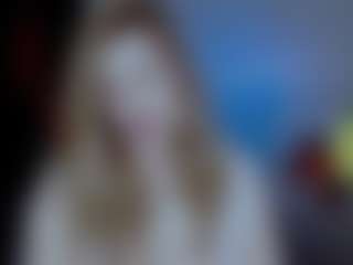 Live cam show with Eleonores - Body Massage on Camsoda