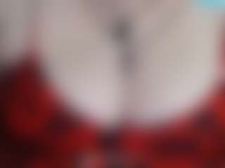 Live cam show with mayasmith - Living Room on Camsoda
