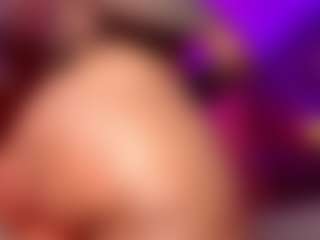 rihanarose's Live Sex Cam Show