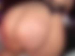rihanarose's Live Sex Cam Show