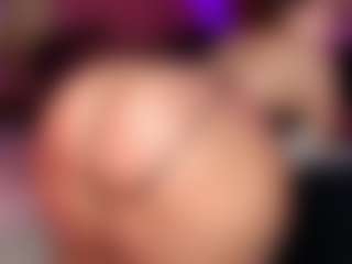 Live cam show with rihanarose - Ebony on Fling VIP Chat | colombia