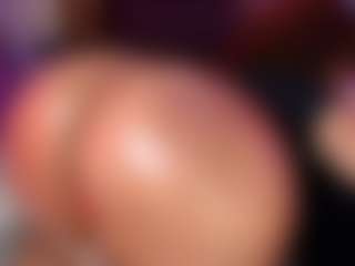 Live cam show with rihanarose - Wet on Camsoda.co