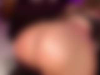 rihanarose's Live Sex Cam Show