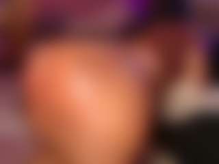 Live cam show with rihanarose - Ebony on Camsoda | colombia