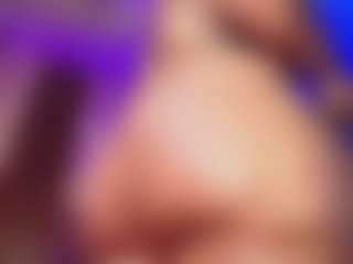 Live cam show with rihanarose - Ebony on Camsoda | colombia
