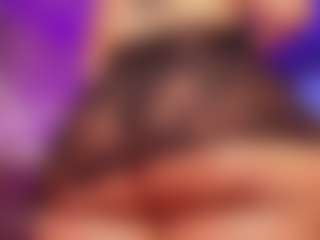 Live cam show with rihanarose - Squirt on StripNow