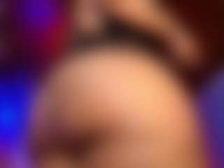 Live cam show with rihanarose - Fetish Brown Hair on xblisslive.com