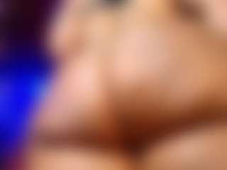 Live cam show with rihanarose - BBW on livesuperchat.net