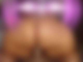 Live cam show with rihanarose - Big Tits on Camsoda