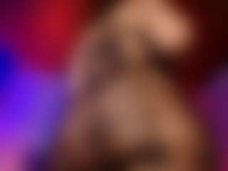 Live cam show with rihanarose - Joi on chickslive.net