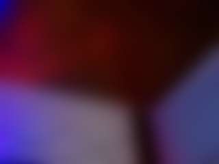 Live cam show with rihanarose - Fuck on CamClone