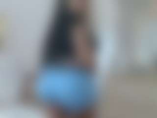 Mulatto Mamiii's Live Sex Cam Show