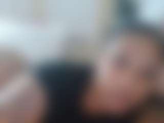 Mulatto Mamiii's Live Sex Cam Show