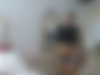 Mulatto Mamiii's Live Sex Cam Show