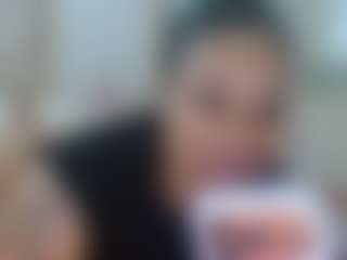 Mulatto Mamiii's Live Sex Cam Show