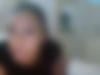 Mulatto Mamiii's Live Sex Cam Show