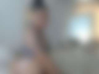 Mulatto Mamiii's Live Sex Cam Show