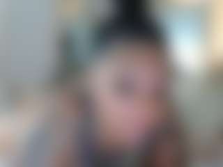 Mulatto Mamiii's Live Sex Cam Show