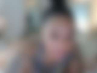 Mulatto Mamiii's Live Sex Cam Show