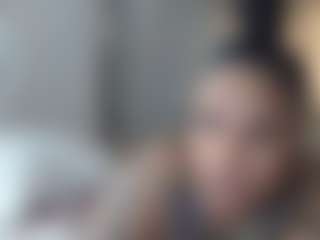 Mulatto Mamiii's Live Sex Cam Show