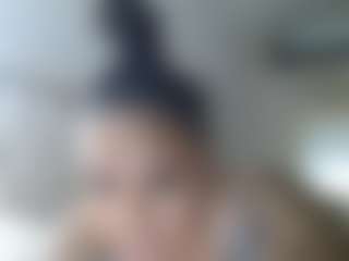 Mulatto Mamiii's Live Sex Cam Show