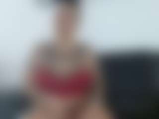 Mulatto Mamiii's Live Sex Cam Show