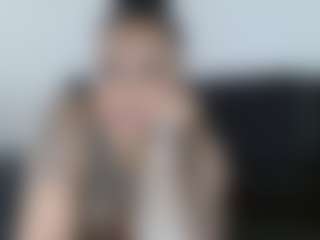 Mulatto Mamiii's Live Sex Cam Show