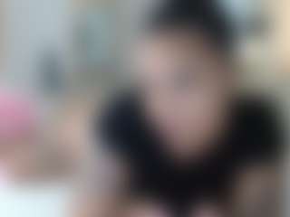 Live cam show with Mulatto Mamiii - Cumslut on sexytreat.net