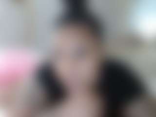 Mulatto Mamiii's Live Sex Cam Show