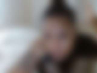 Mulatto Mamiii's Live Sex Cam Show