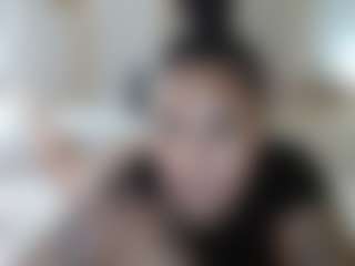 Mulatto Mamiii's Live Sex Cam Show