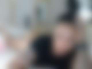 Mulatto Mamiii's Live Sex Cam Show