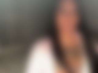 Mulatto Mamiii's Live Sex Cam Show