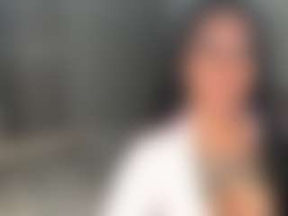 Mulatto Mamiii's Live Sex Cam Show