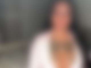 Mulatto Mamiii's Live Sex Cam Show