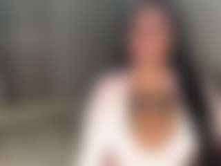 Mulatto Mamiii's Live Sex Cam Show