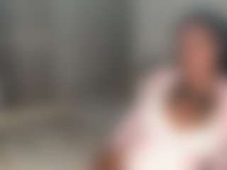 Mulatto Mamiii's Live Sex Cam Show