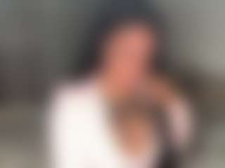Mulatto Mamiii's Live Sex Cam Show