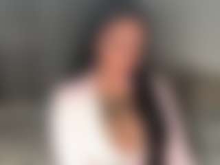 Mulatto Mamiii's Live Sex Cam Show